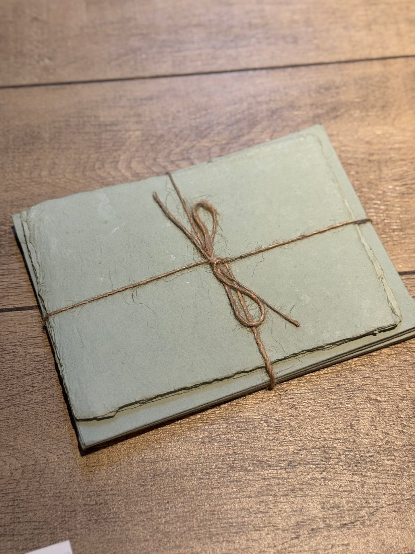 5x7 Mixed Recycled and Abaca Fiber Handmade Paper (5 pcs sheet, 5 pcs envelope per set)