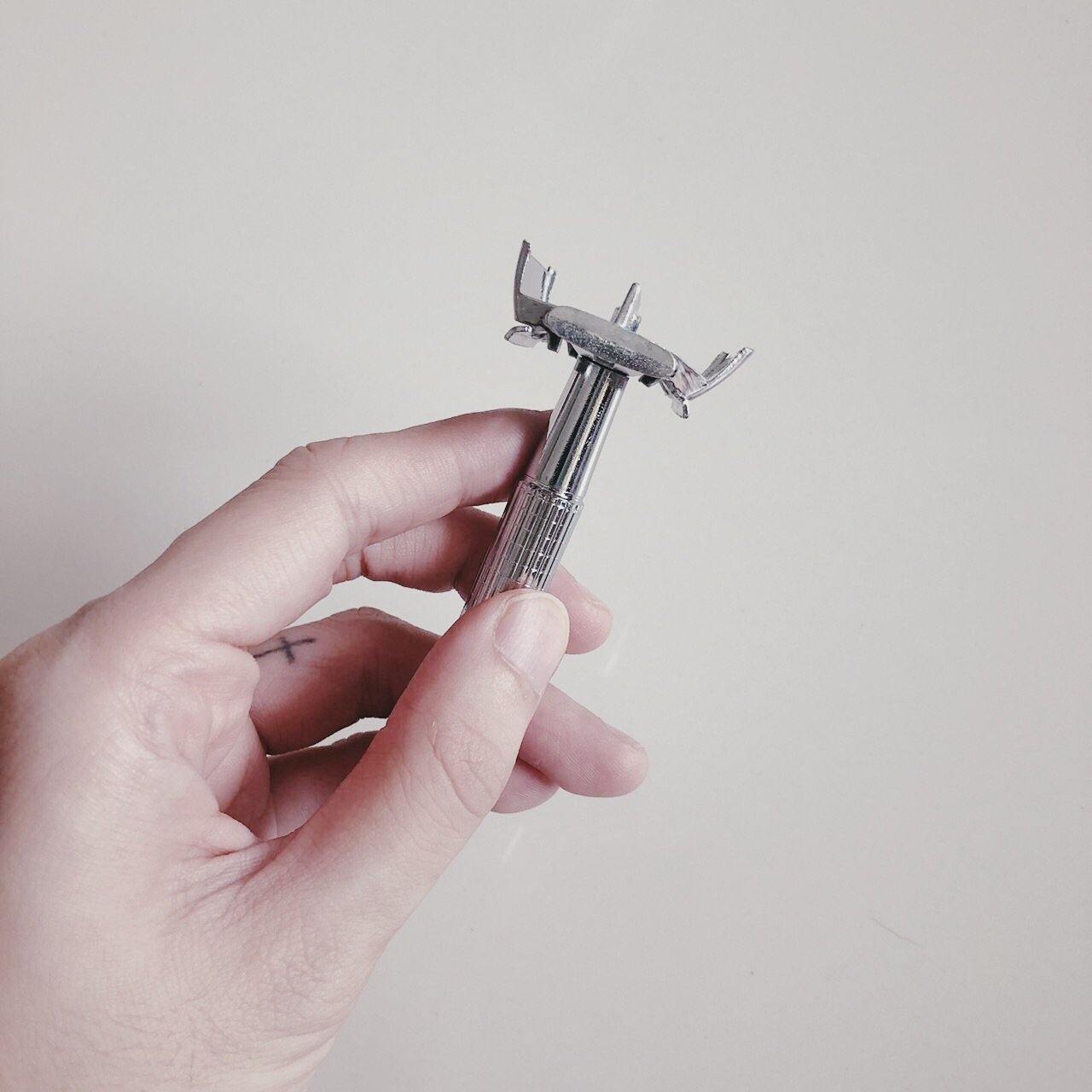 Steel Razors – Simula PH